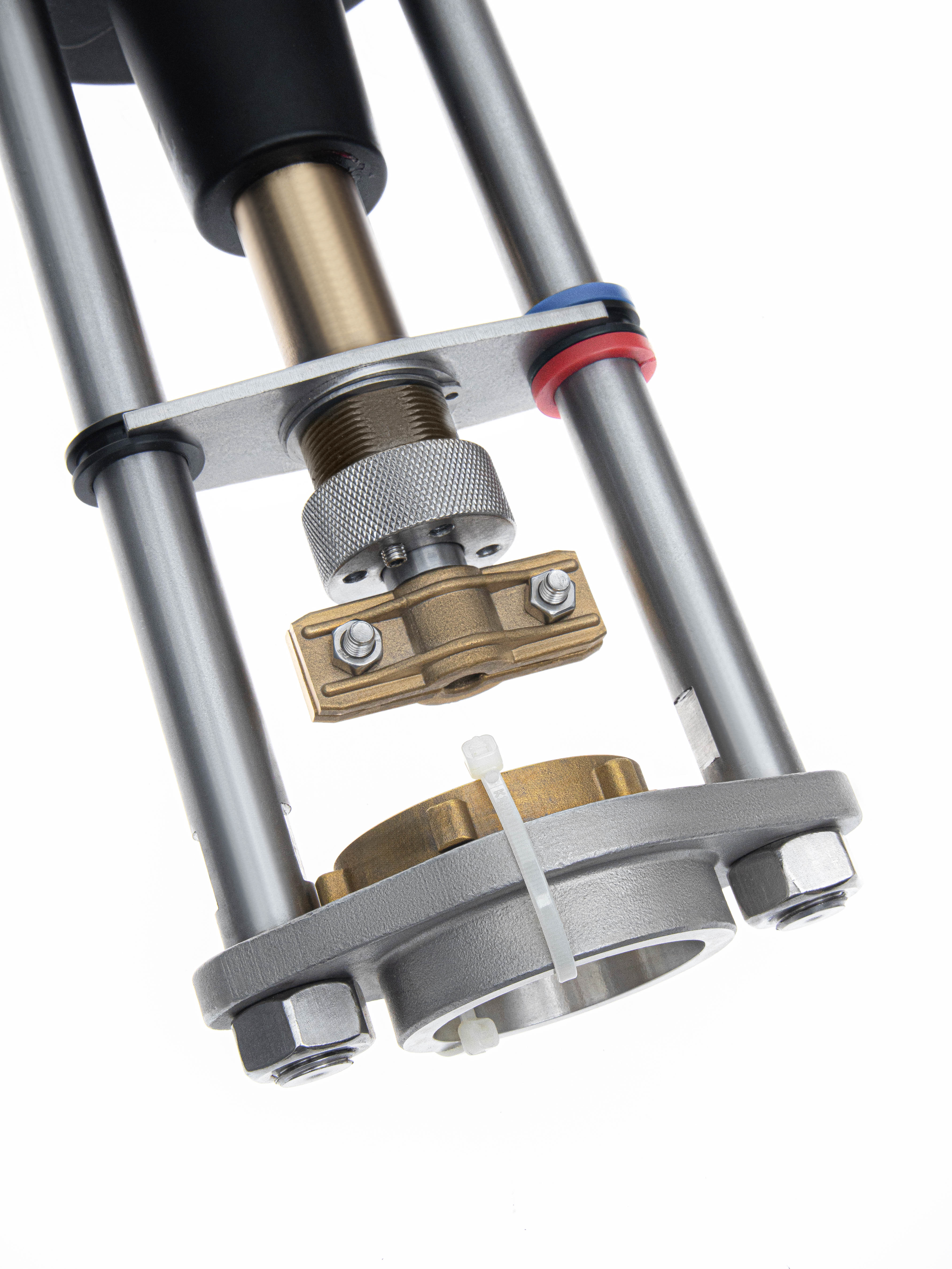 Ридан 082G3443R6 — Привод электрический с аналоговым управлением AME-6500R-220, AC220V, DC0-10V/DC4-20mA, развиваемое усилие 6500Н, время перемещения штока 2,1 с/мм